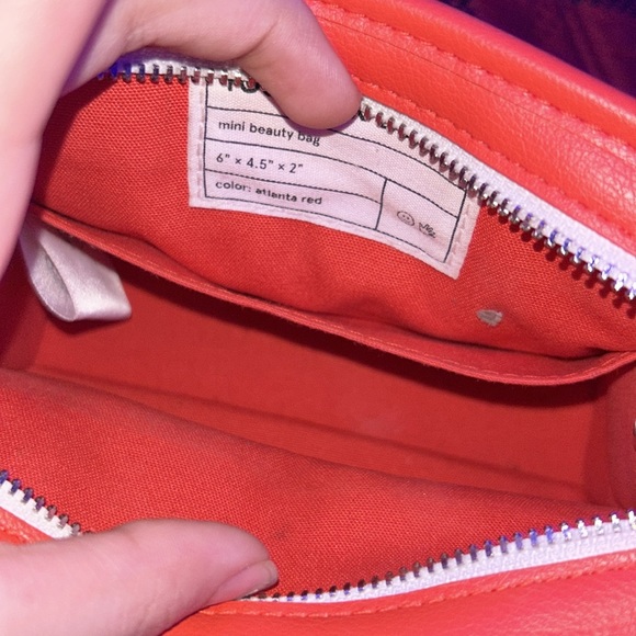 Limited Edition Glossier Red Atlanta Bag - Picture 2 of 6